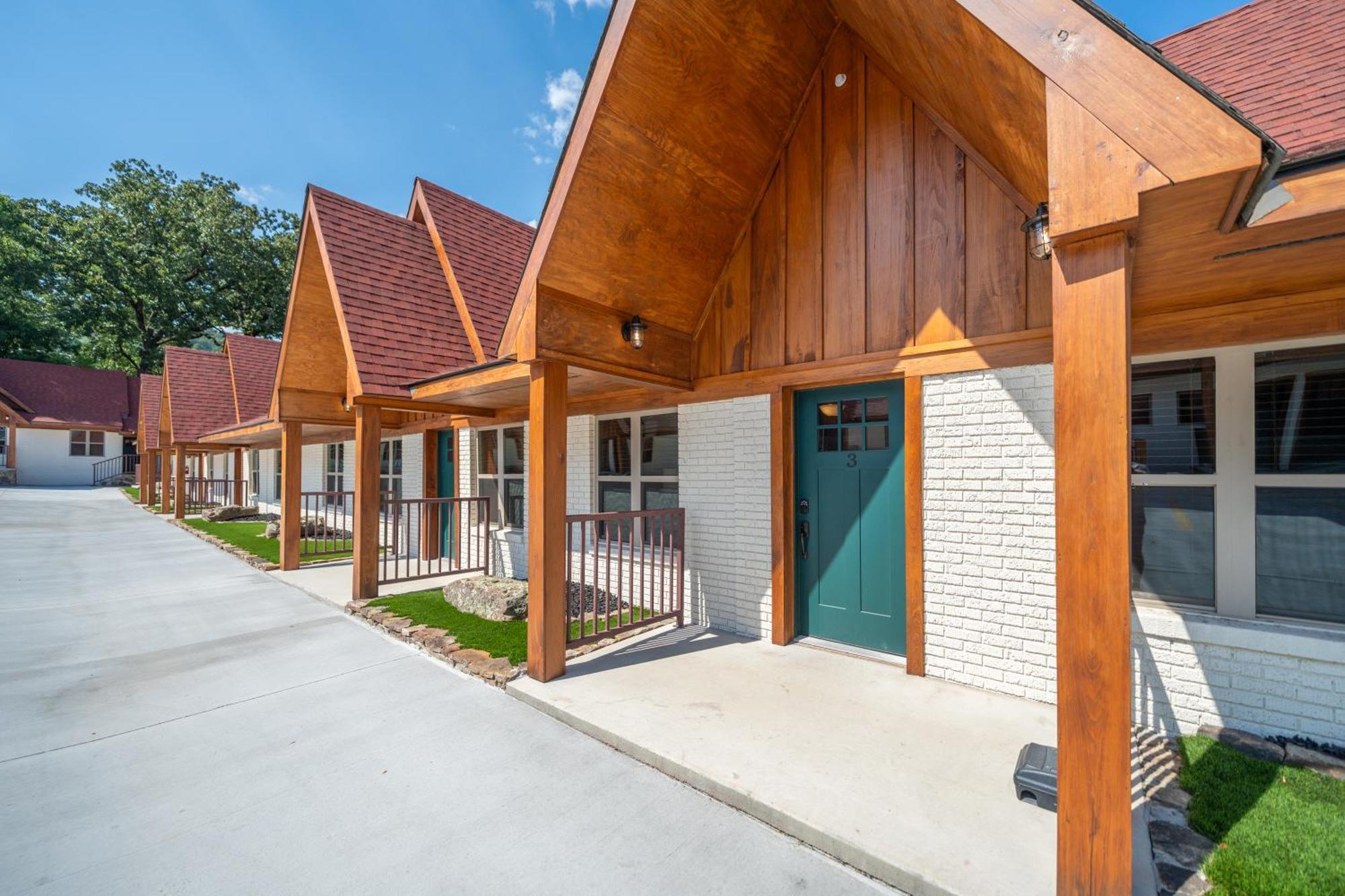 Best Court Hot Springs Exterior photo