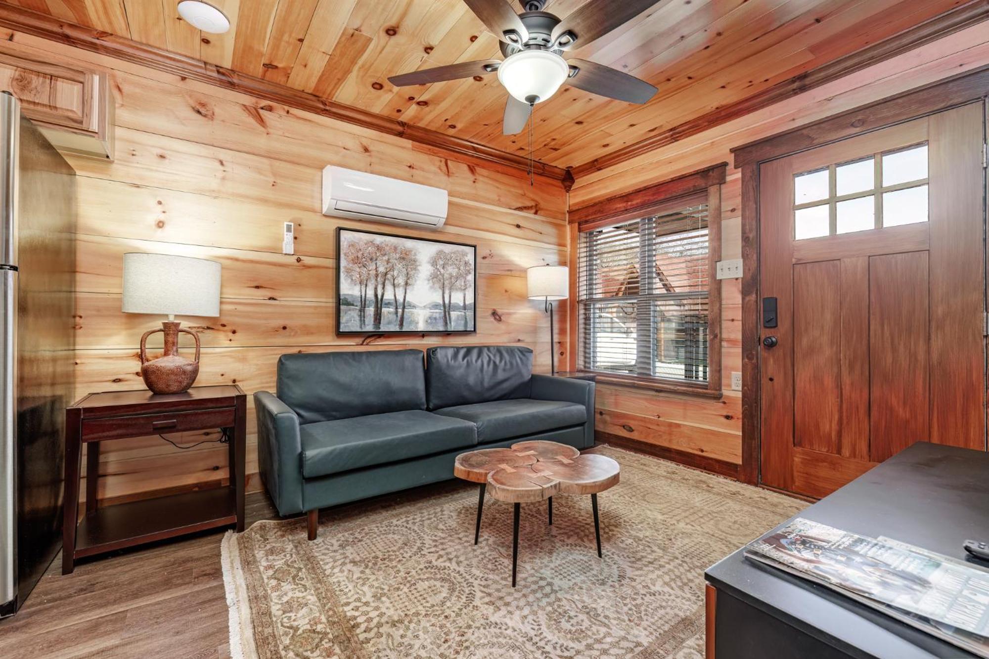 Best Court Hot Springs Exterior photo