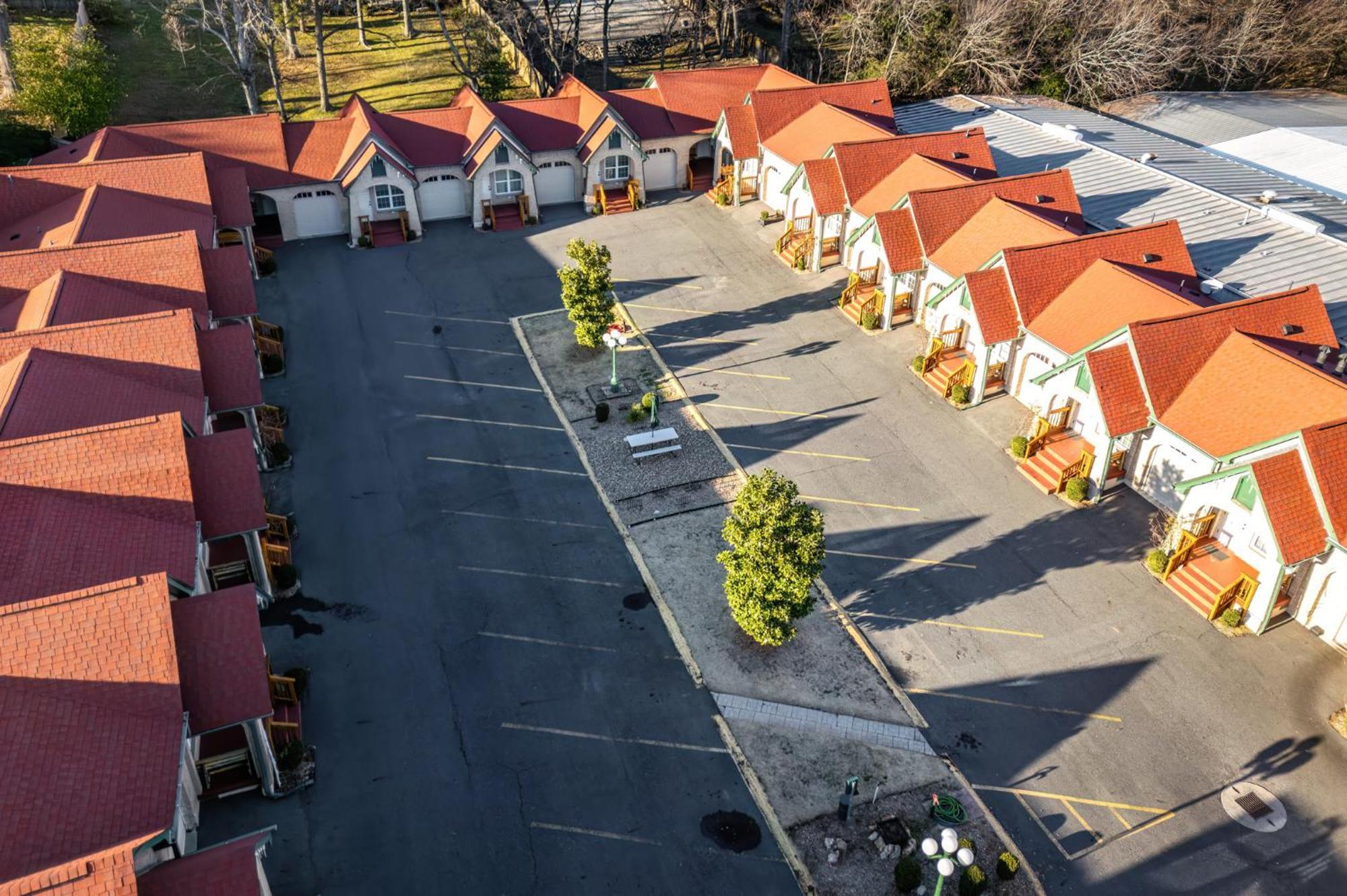 Best Court Hot Springs Exterior photo